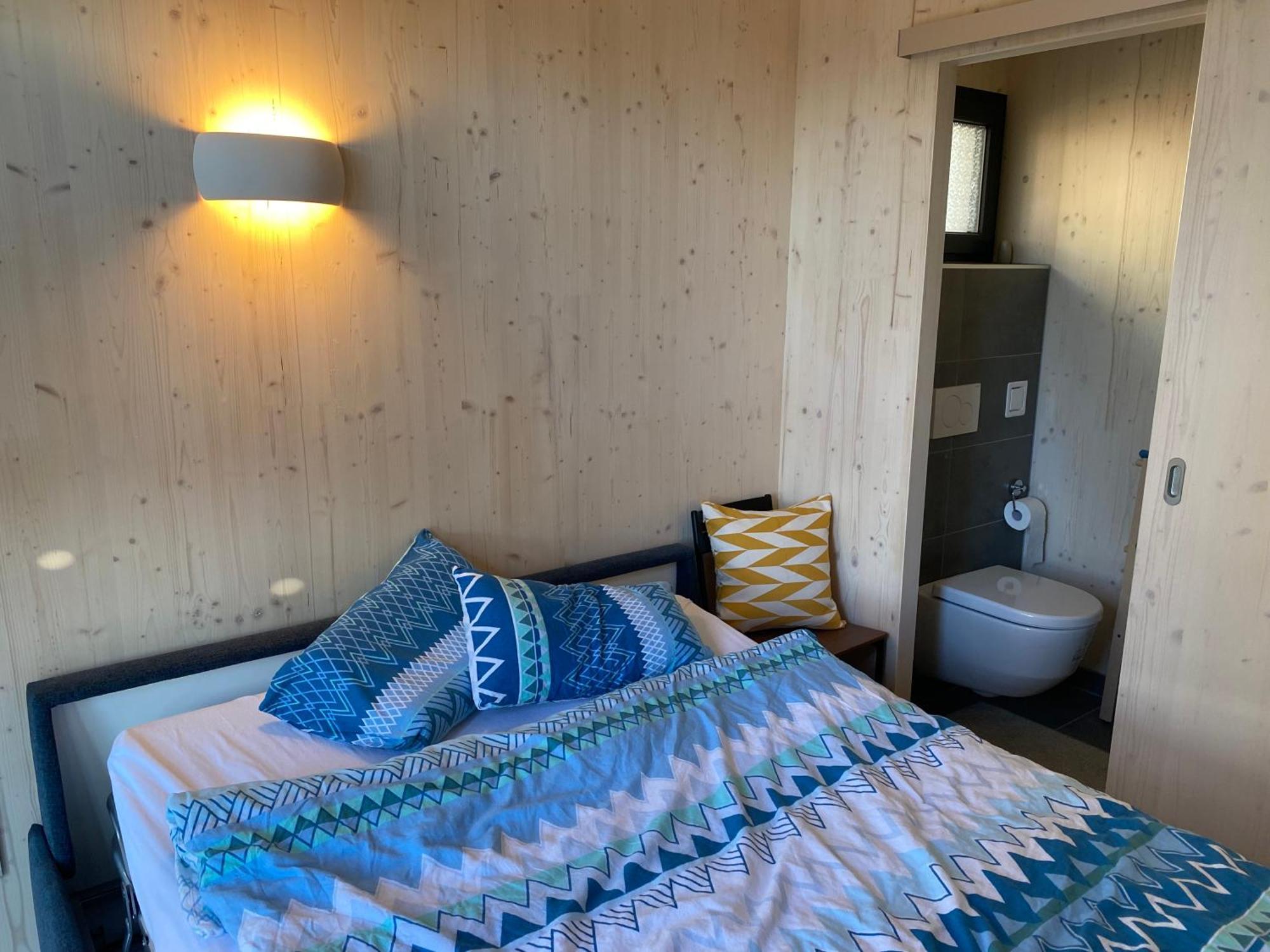 Auf Wolke 7 - Gaeste-Studio Im Mini House In Ch-4556 Aeschi So Luaran gambar