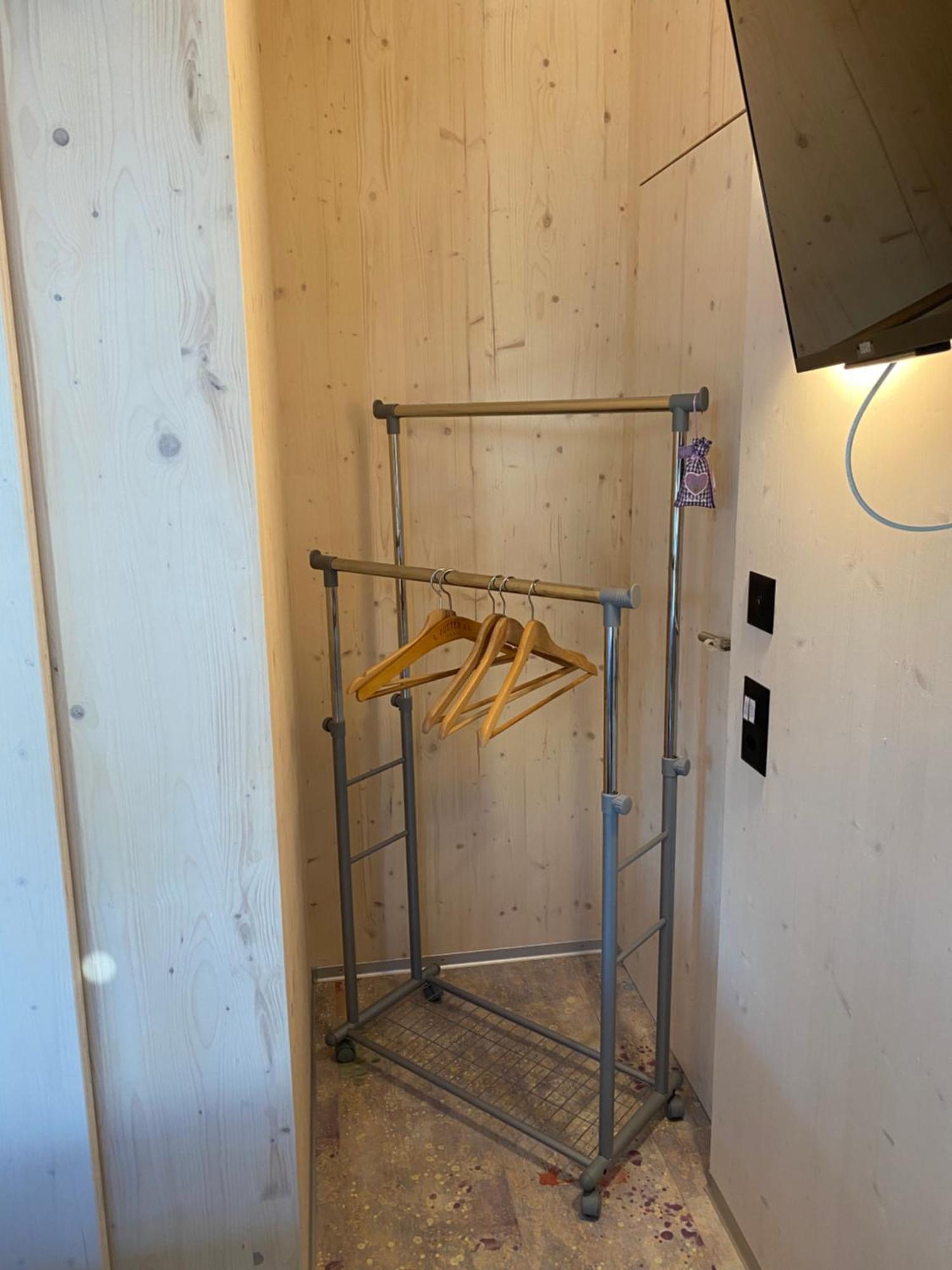 Auf Wolke 7 - Gaeste-Studio Im Mini House In Ch-4556 Aeschi So Luaran gambar